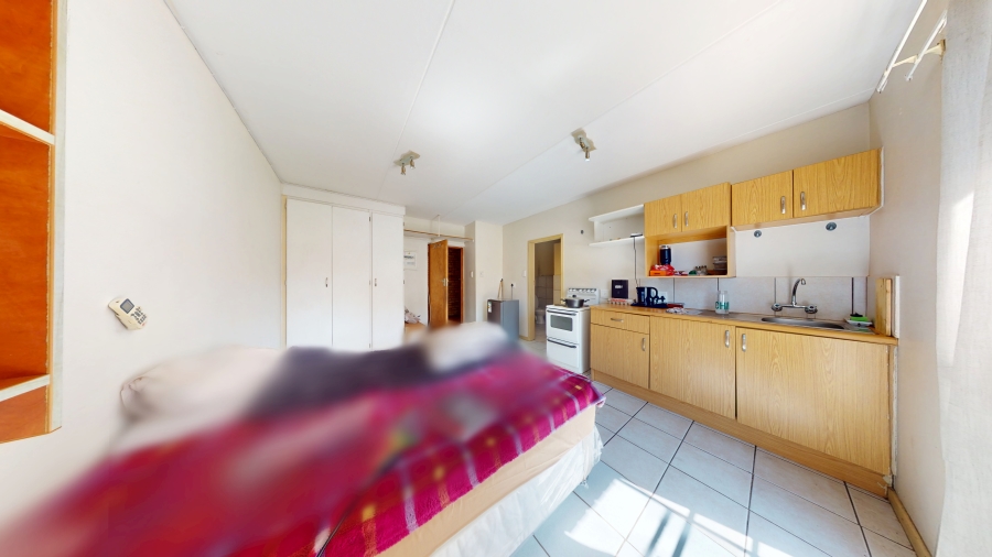 0 Bedroom Property for Sale in Kannoniers Park North West